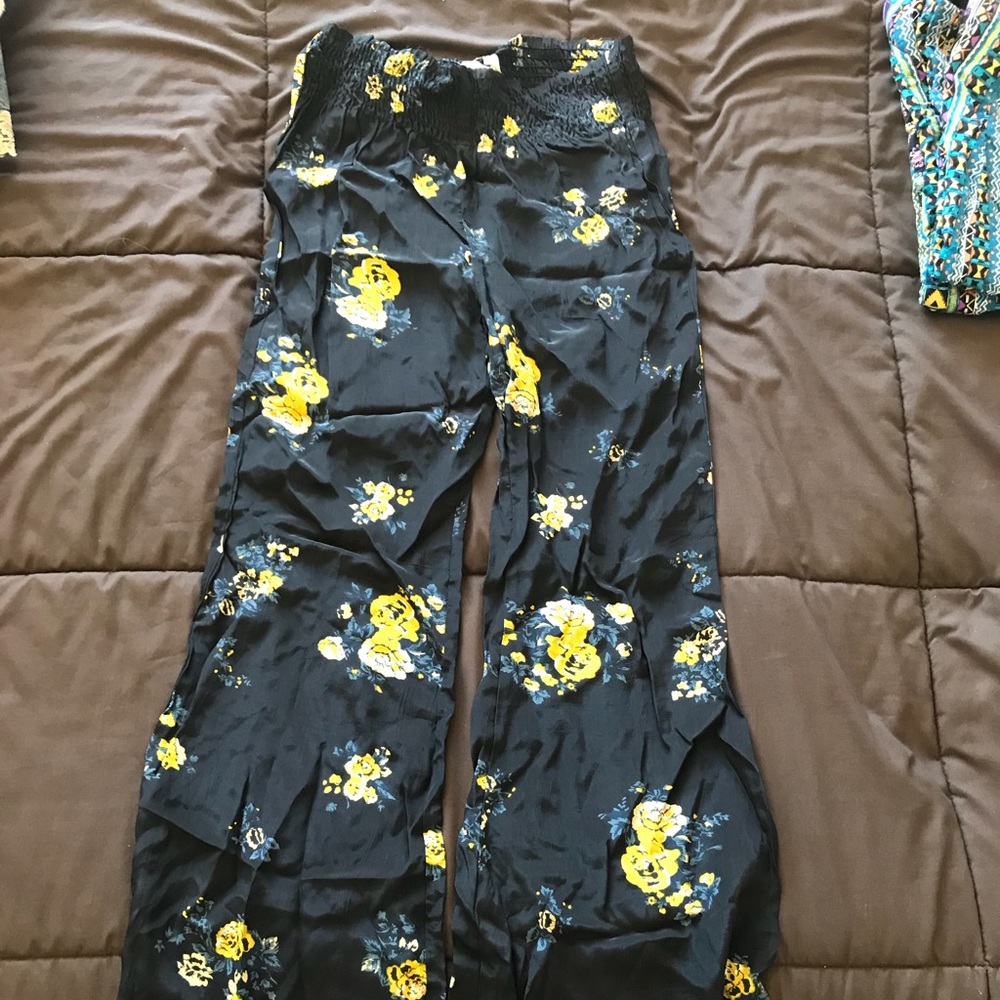 FP ONE Floral Hippie Pant Black Combo